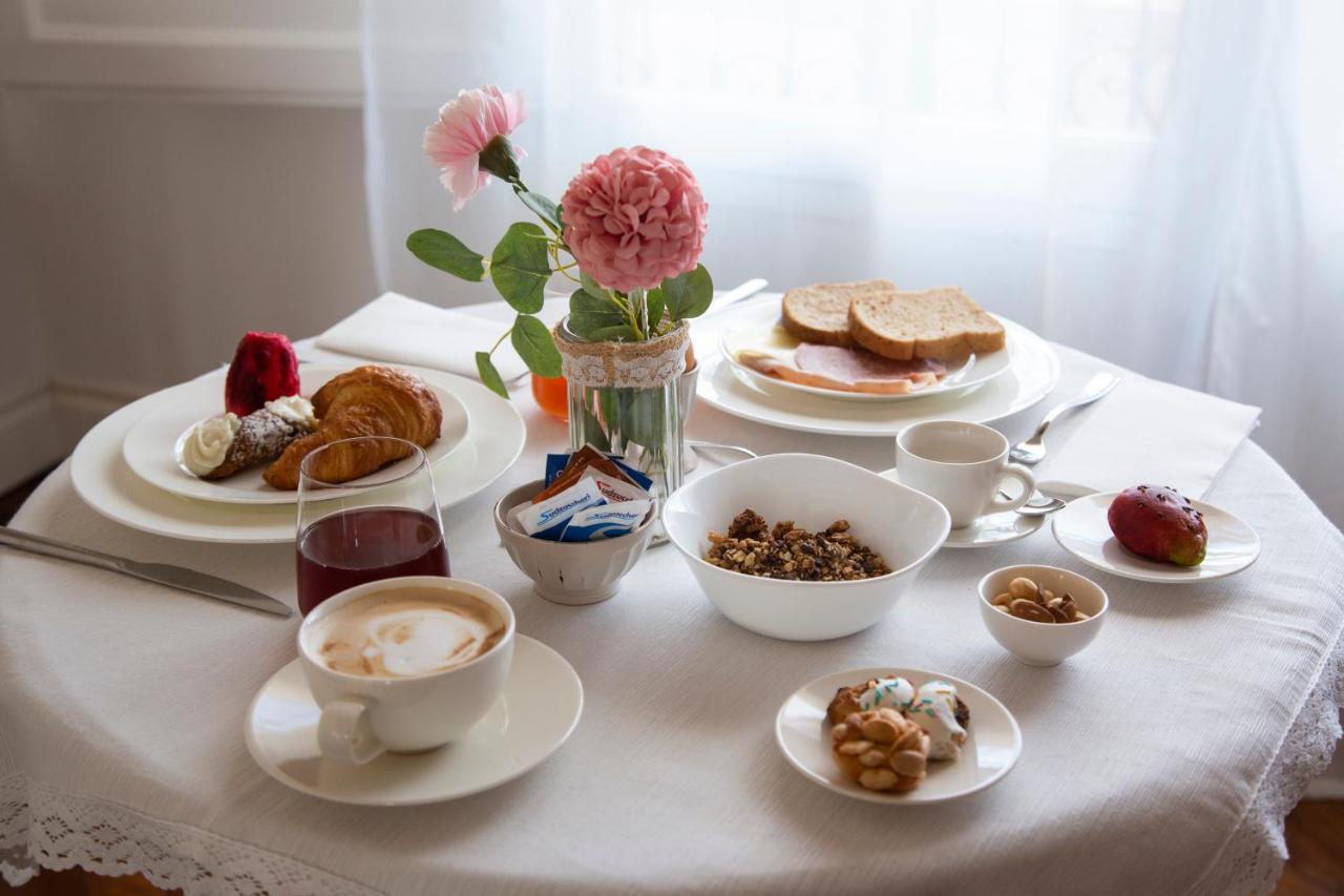 Dimora Sinibaldi Bed & Breakfast Palermo Dış mekan fotoğraf